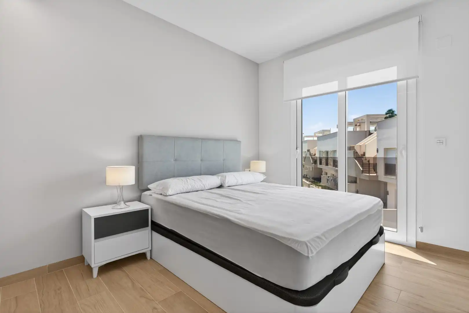 Dormitori de Apartament en venda en Guardamar del Segura amb Moblat