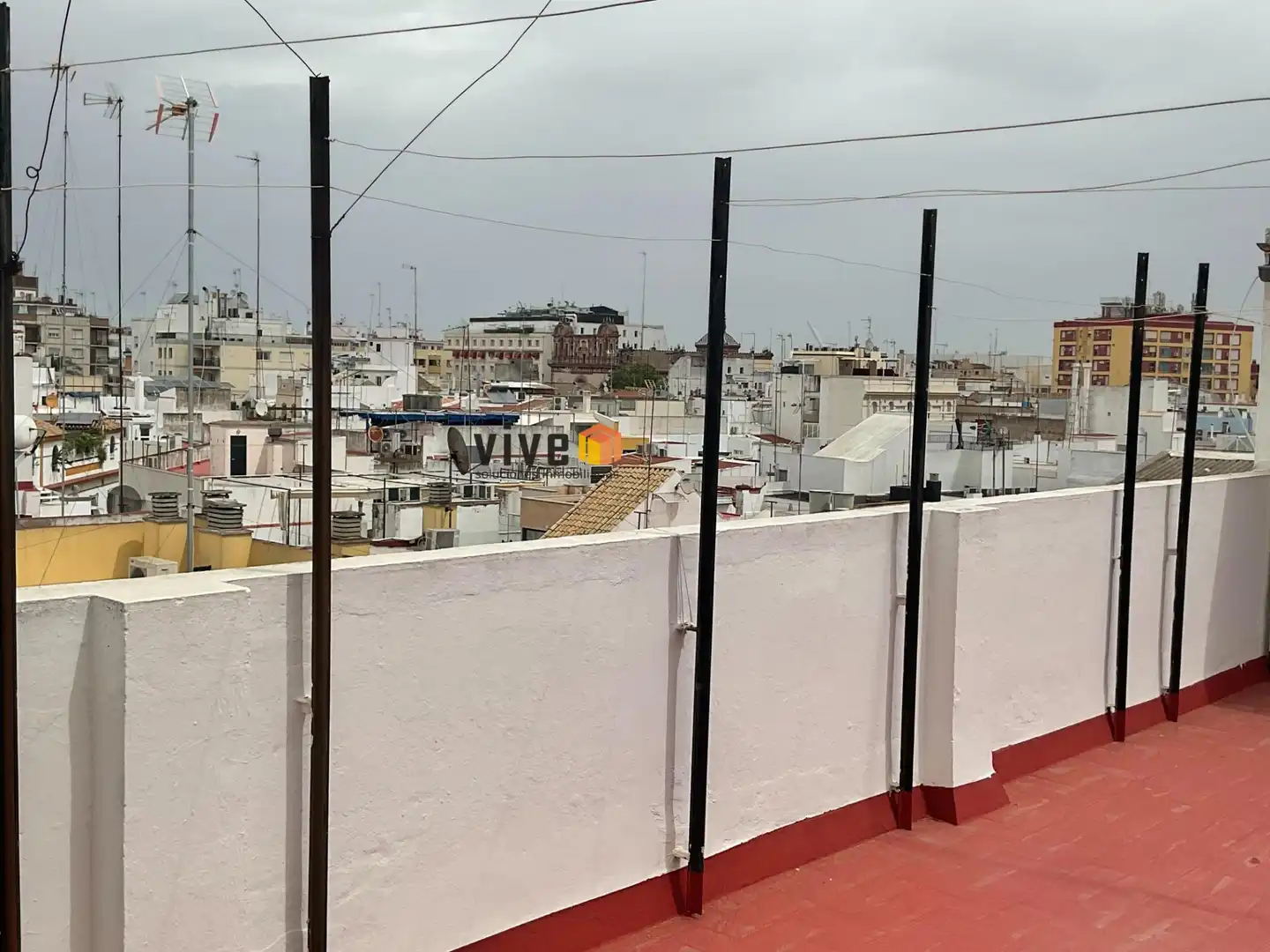 Exterior view of Flat for sale in Sevilla  with Air Conditioner, Heating and Terrace