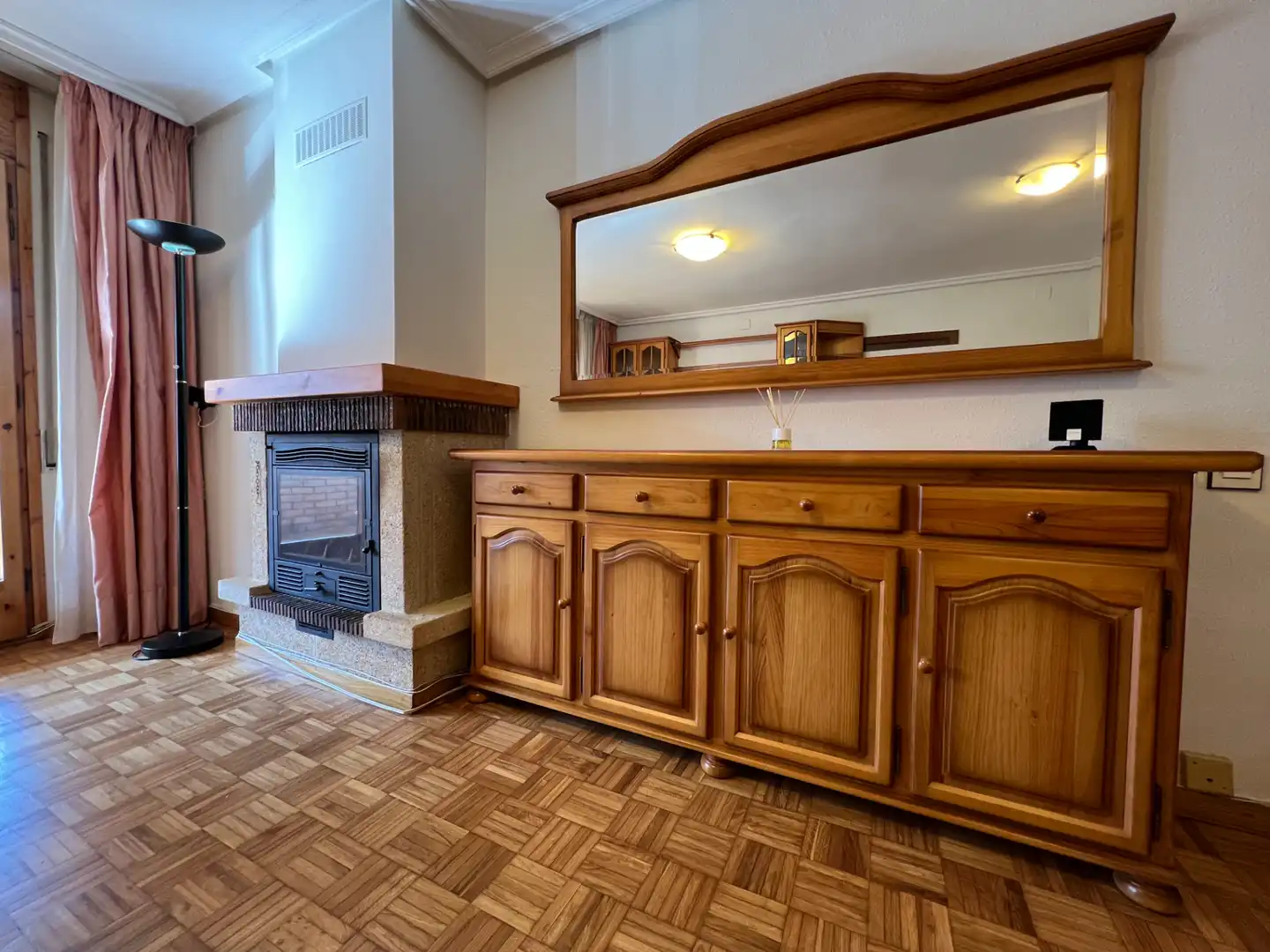 Living room of Flat for sale in Jaca  with Heating, Storage room and Furnished