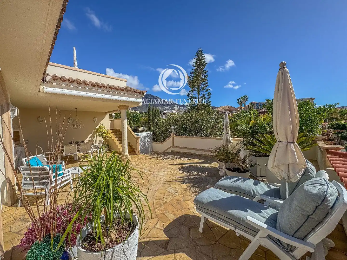 Casa con piscina in vendita a Jardines del Duque, imagen 3