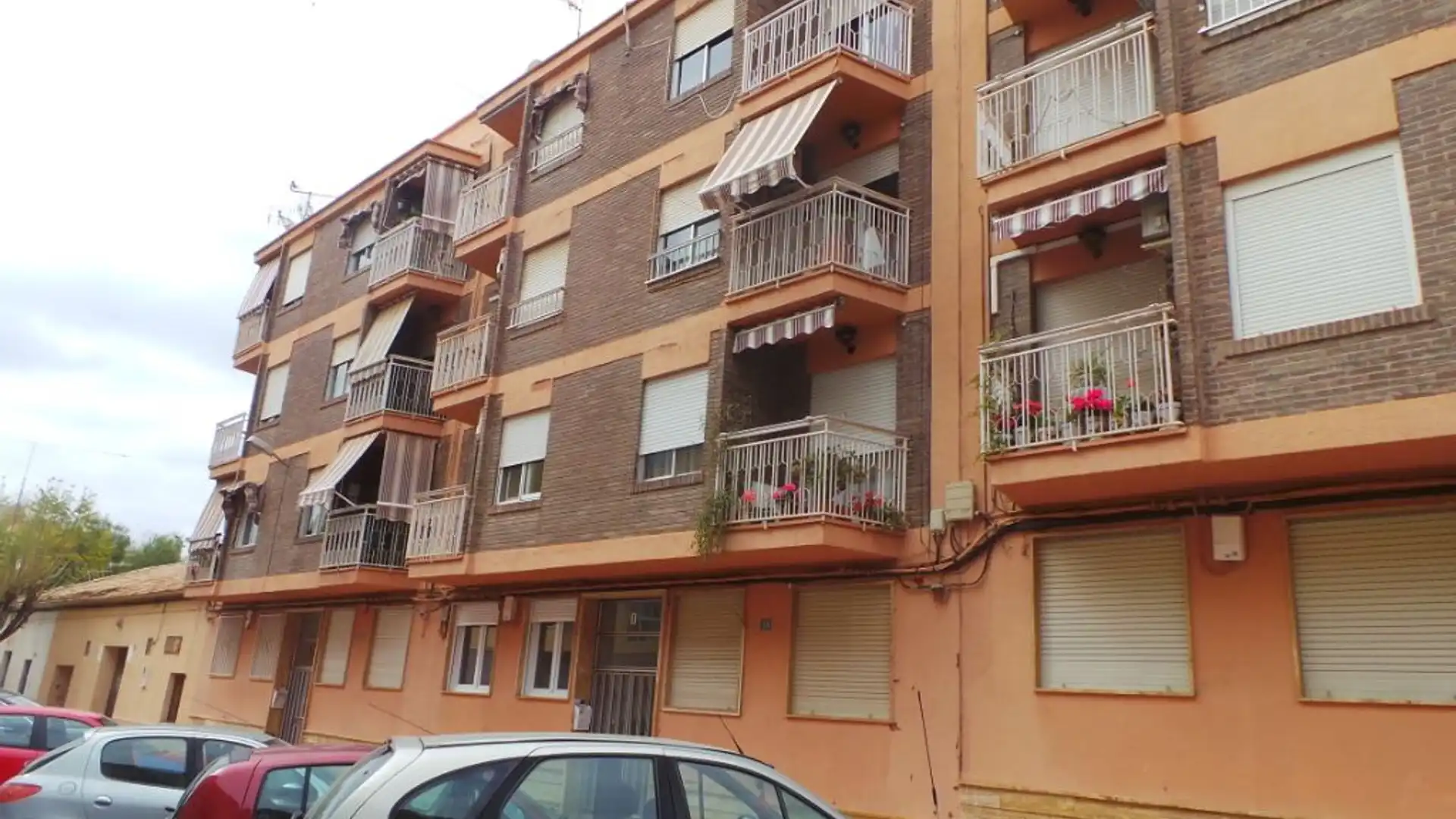 Vista exterior de Pis en venda en Monóvar  / Monòver amb Balcó