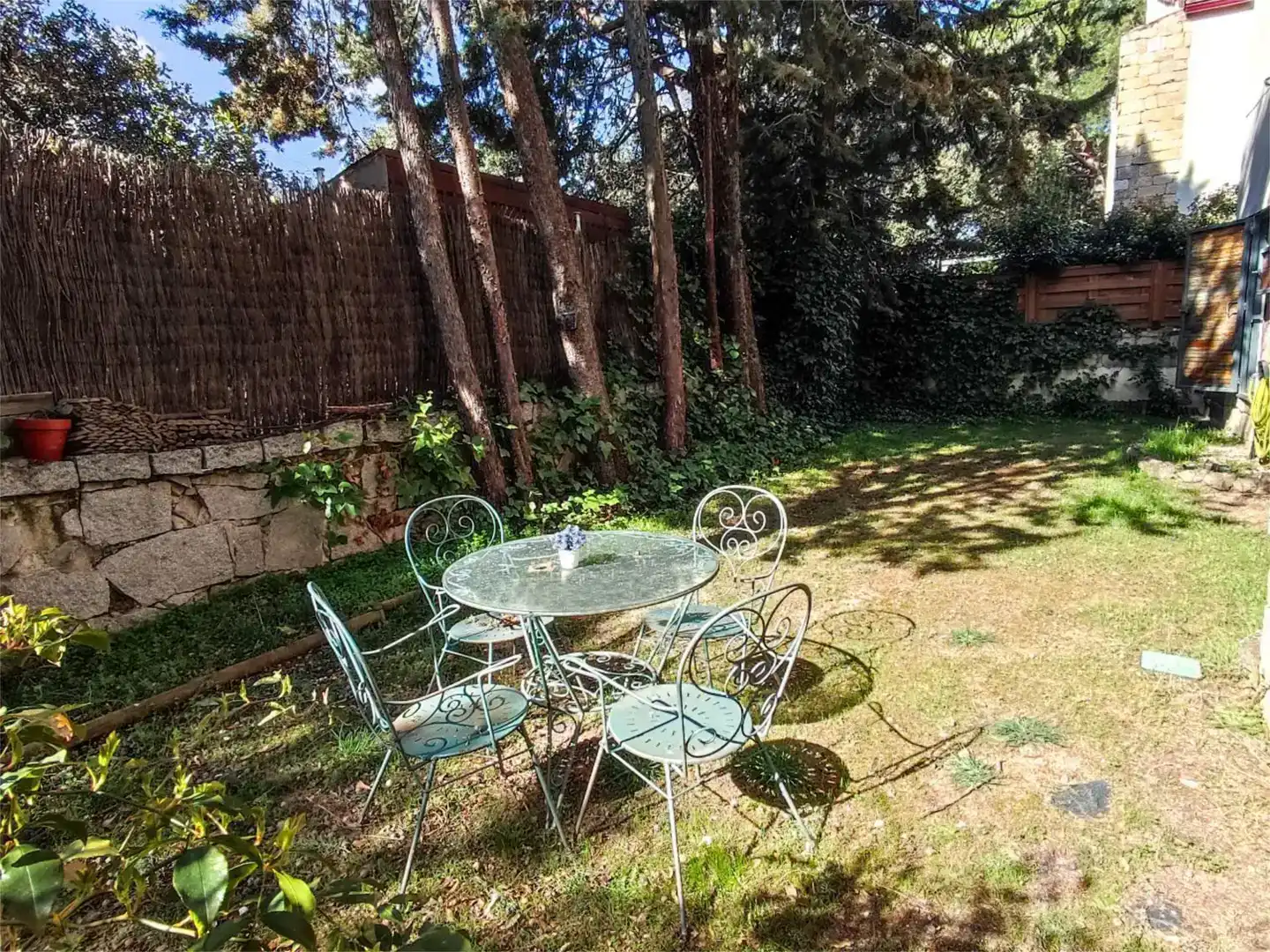 Jardín de Piso en venta en Alpedrete con Jardín privado, Trastero y Piscina