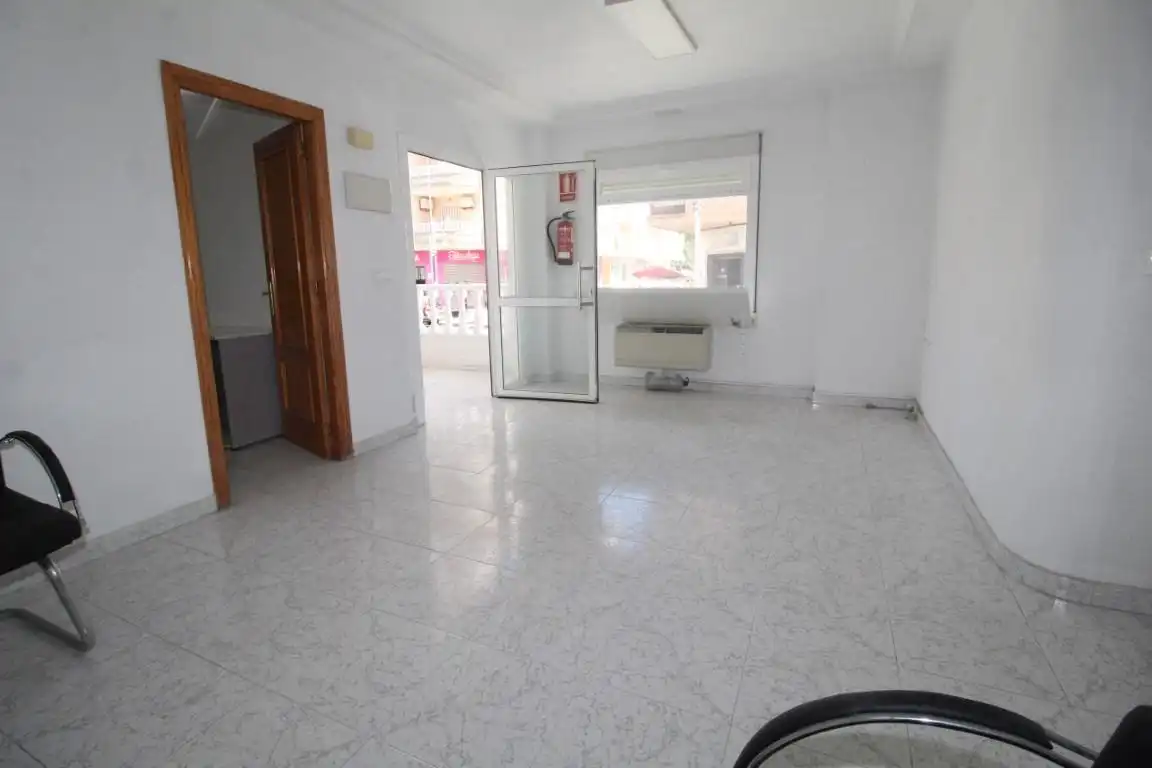 Planta baja en venta en Torrevieja con Terraza