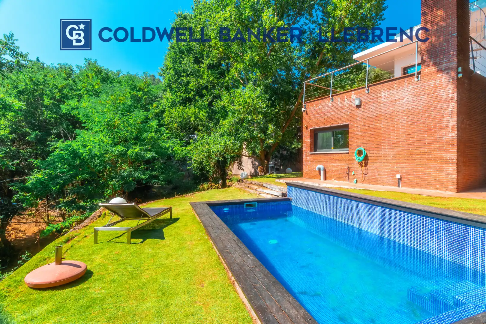 Casa con terraza en venta en Les Planes, imagen 2