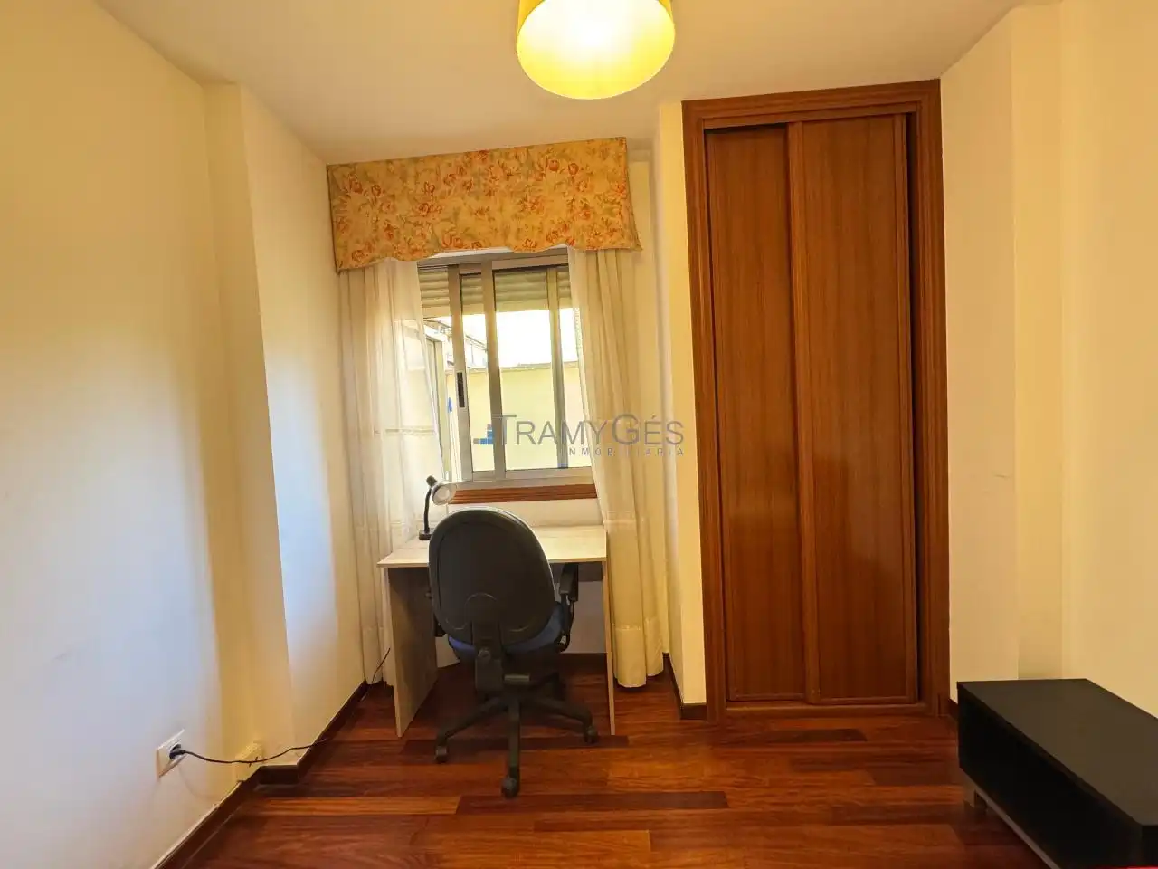 Bedroom of Flat for sale in Vigo   with Heating, Parquet flooring and Storage room