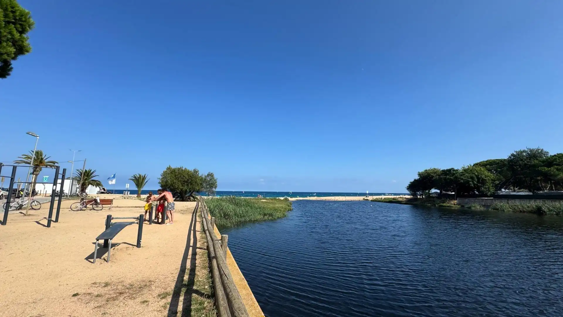 Außenansicht von Wohnungen zum Verkauf in Castell d'Aro, Platja d'Aro i s'Agaró mit Klimaanlage, Terrasse und Möbliert