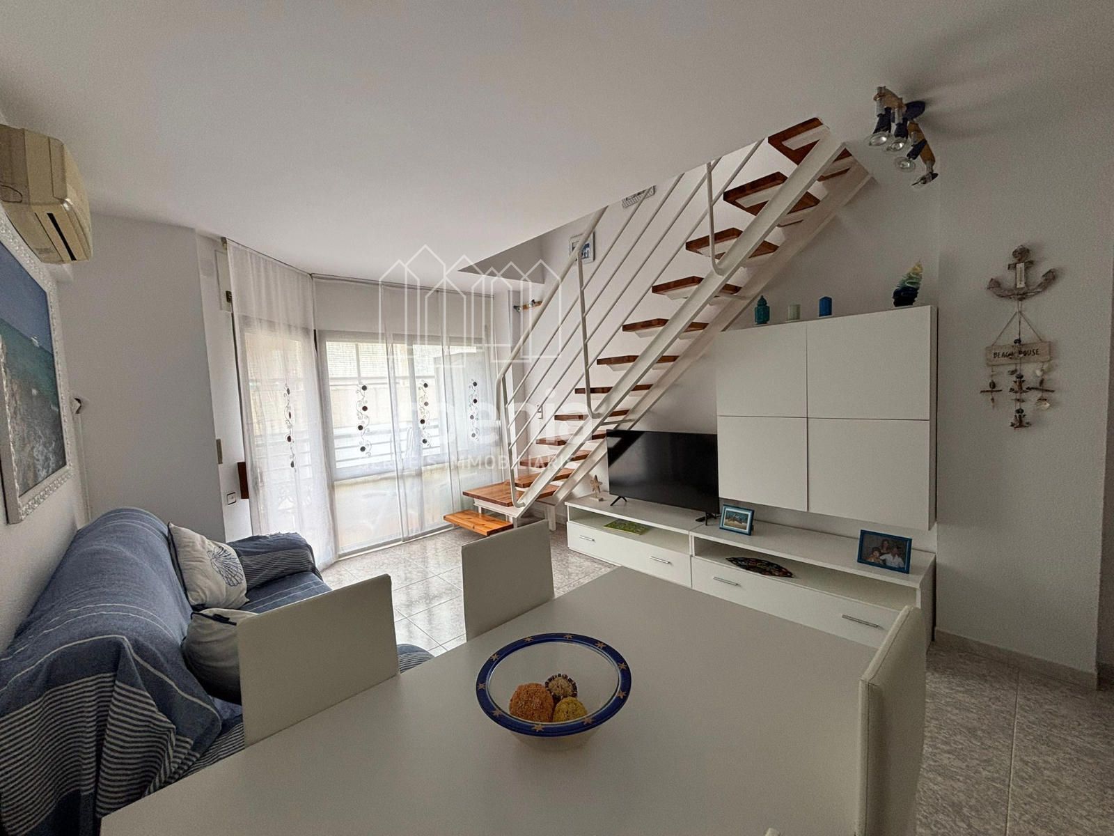 Living room of Duplex for sale in Pineda de Mar  with Air Conditioner, Terrace and Swimming Pool