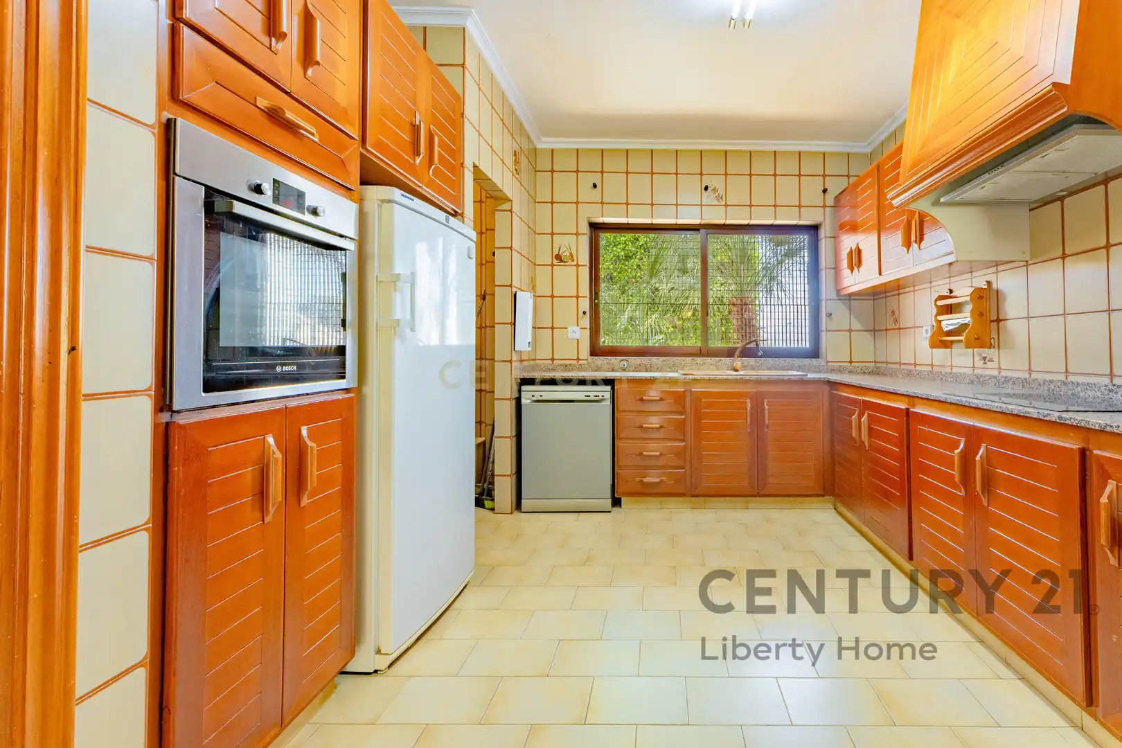 Cocina de Casa o chalet en venta en Torrent con Aire acondicionado, Jardín privado y Piscina