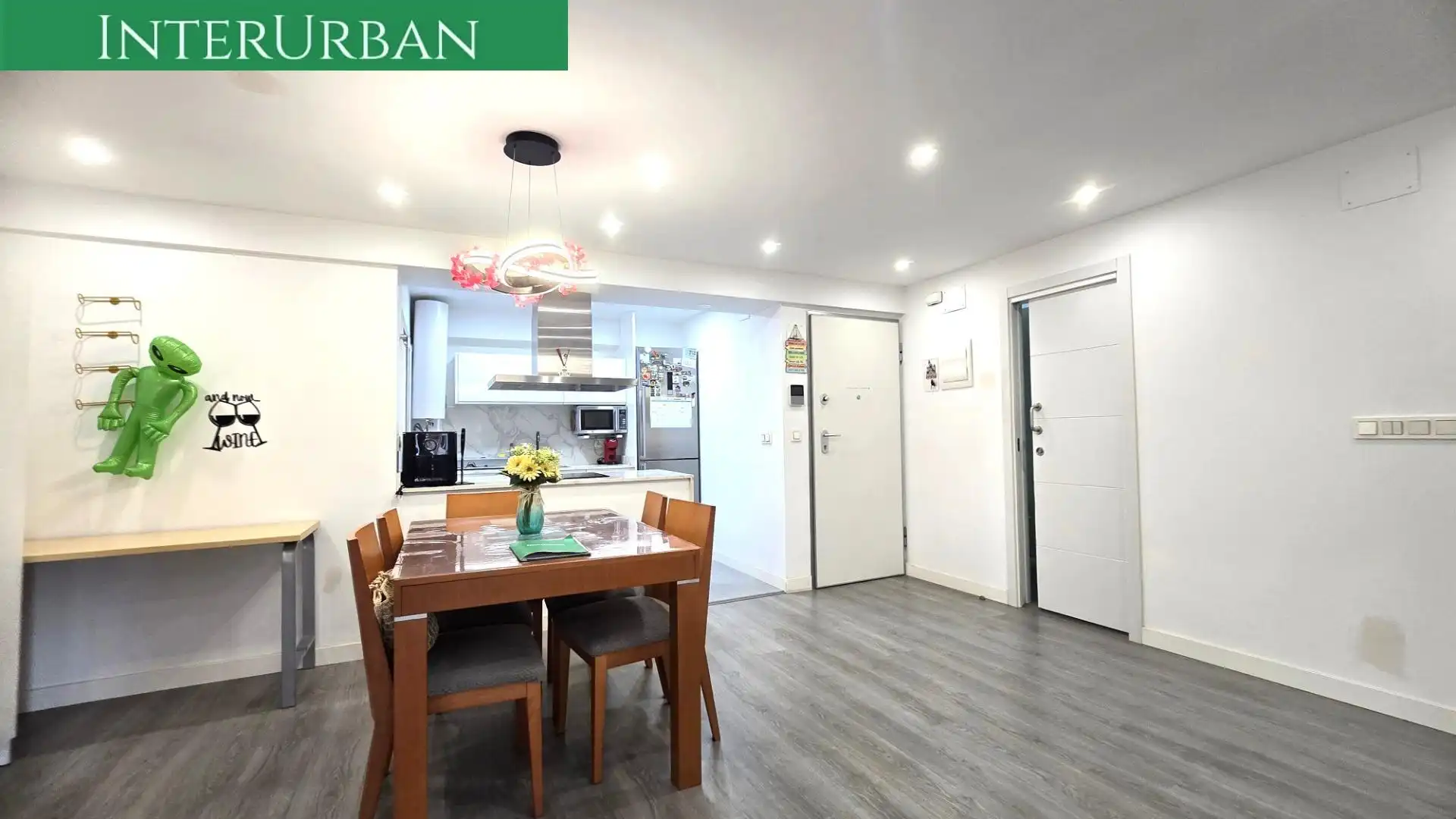 Piso en venta en Valencia con Aire acondicionado, Calefacción y Balcón