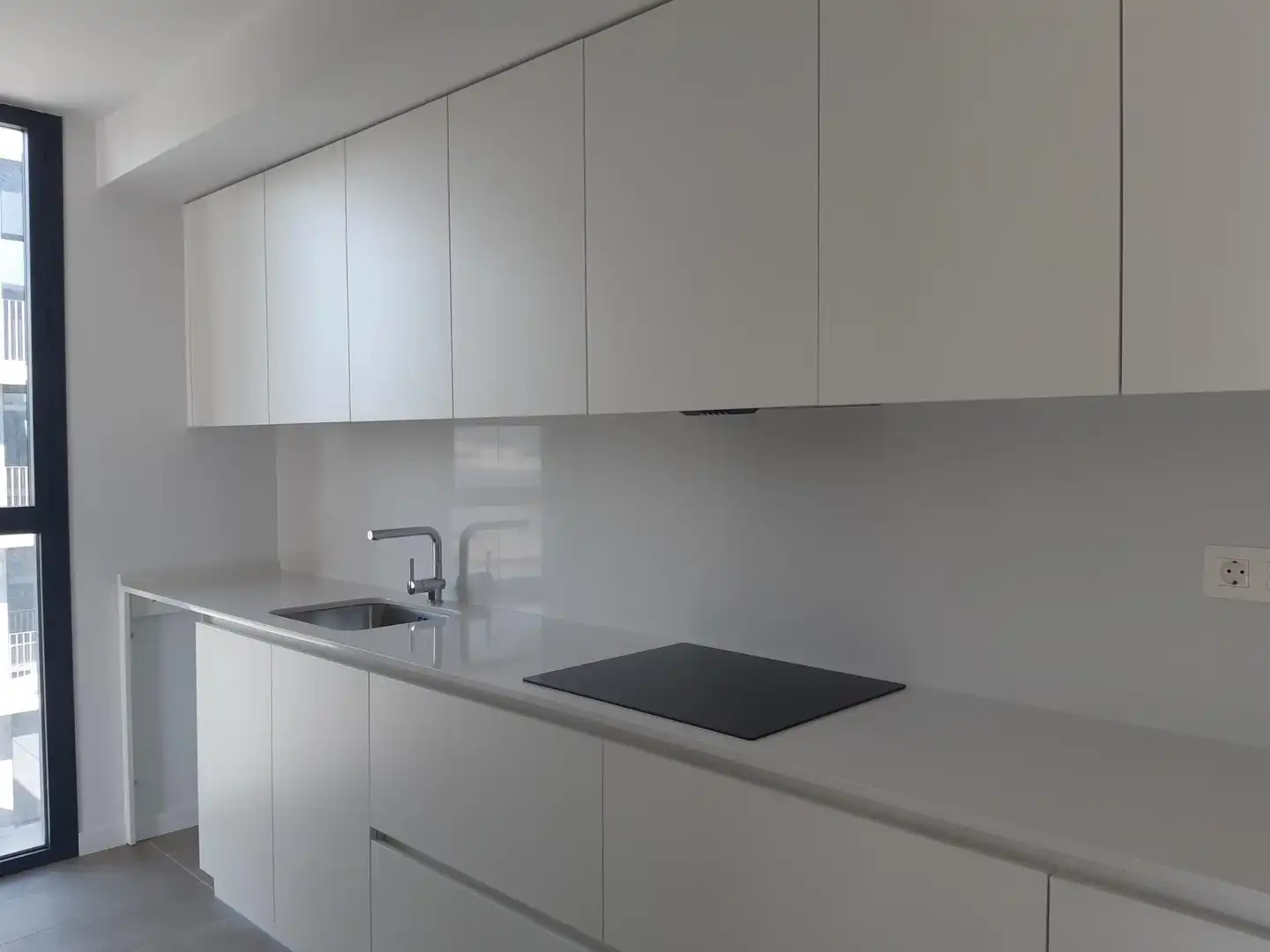 Cocina de Piso de alquiler en Badalona con Calefacción, Jardín privado y Terraza