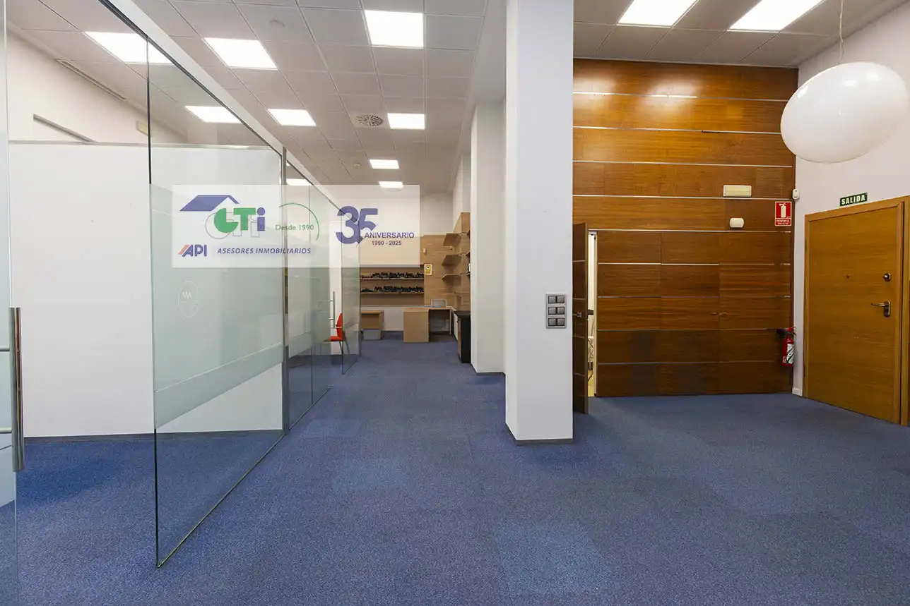 Office space to rent in COSO, imagen 29