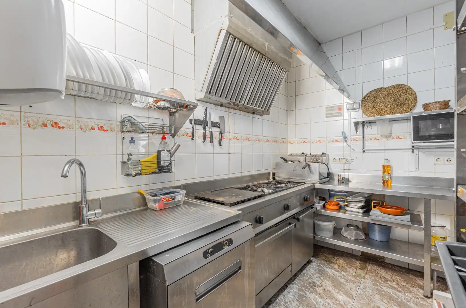 Cocina de Local en venta en Calvià con Terraza y Amueblado