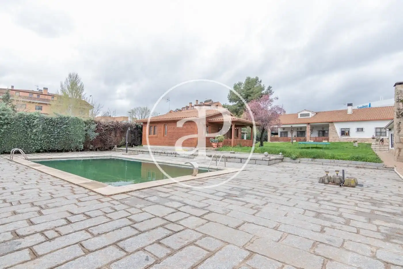 Garden of Houses for sale in  Madrid Capital  with Heating, Private garden and Terrace