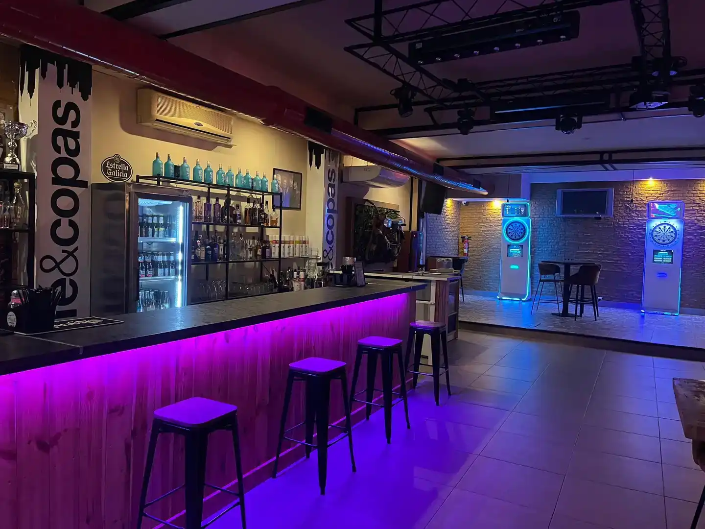 Ground floor for sale in Brenes  with Air Conditioner and Furnished