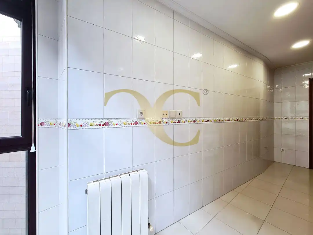 Bathroom of Flat for sale in Gijón   with Heating