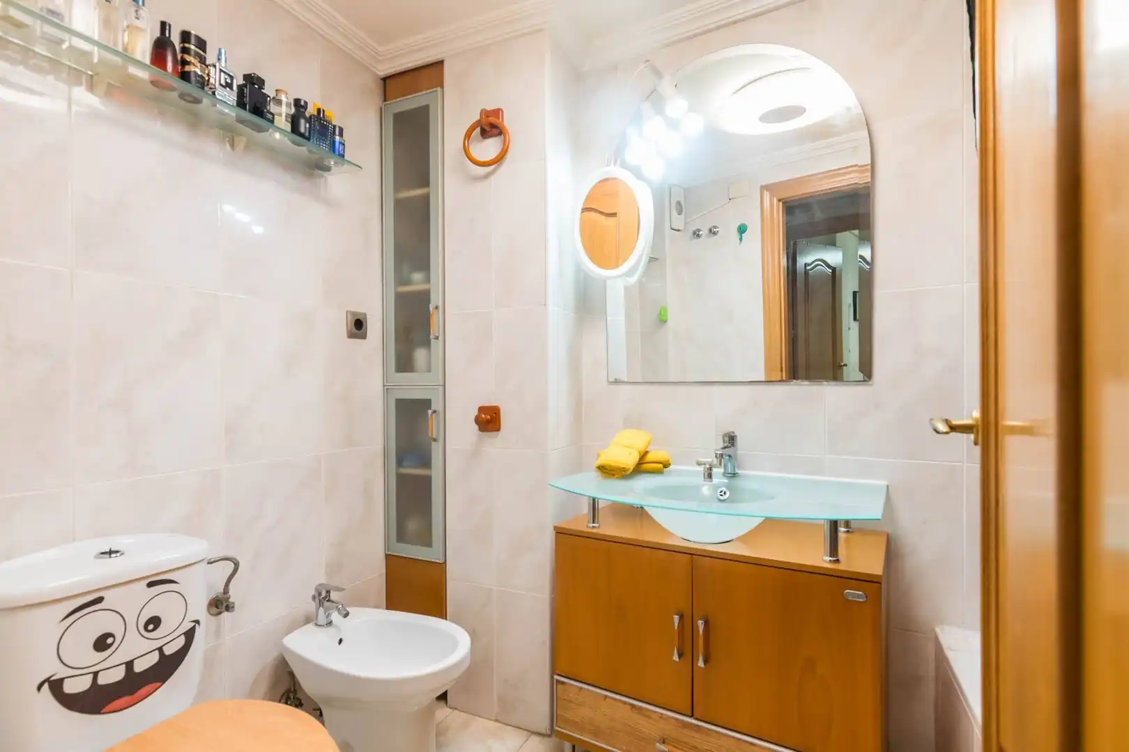Bathroom of Flat for sale in Murcia  with Air Conditioner, Heating and Storage room