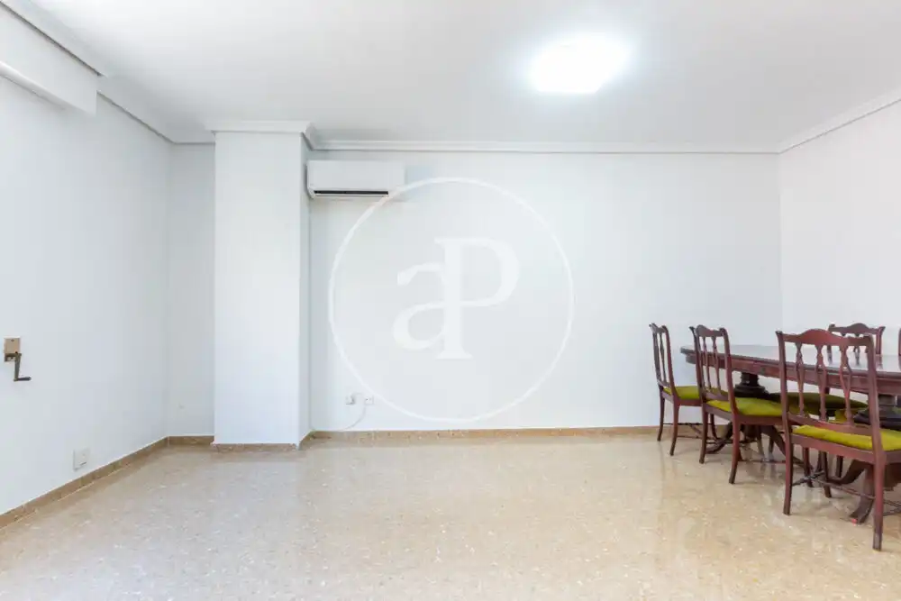 Comedor de Piso en venta en Valencia con Aire acondicionado, Calefacción y Balcón