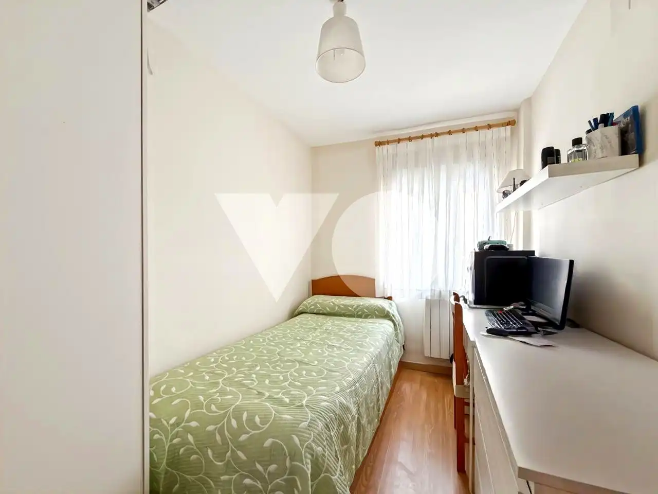 Schlafzimmer von Wohnung zum Verkauf in Madrid mit Klimaanlage und Heizung