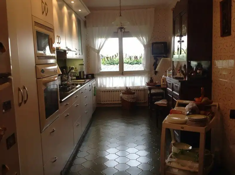 Cocina de Casa o chalet en venta en Santo Domingo de la Calzada con Calefacción, Jardín privado y Piscina
