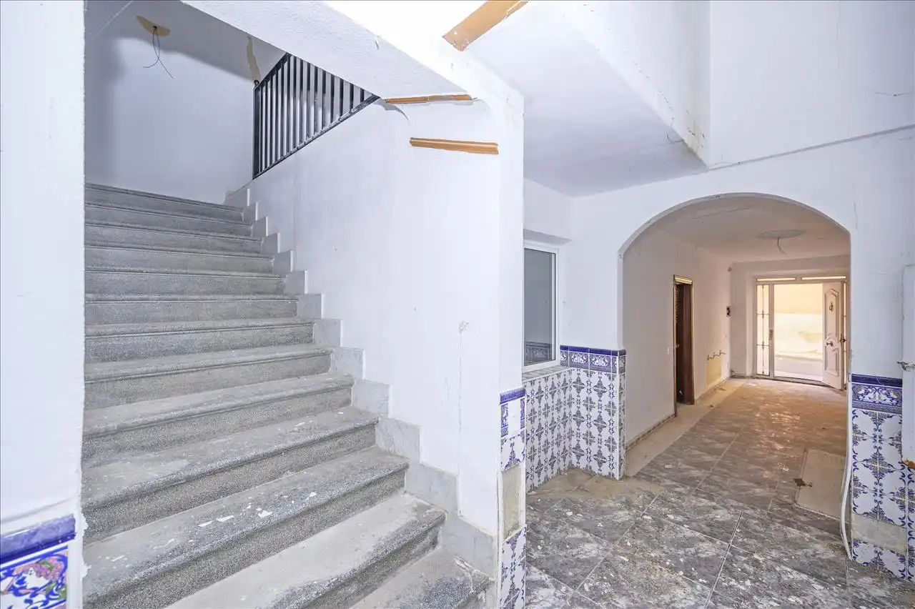 Casa adosada en venda en Villatobas amb Traster