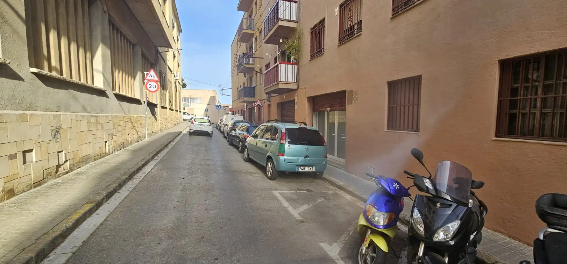Vista exterior de Pis en venda en Mataró amb Balcó