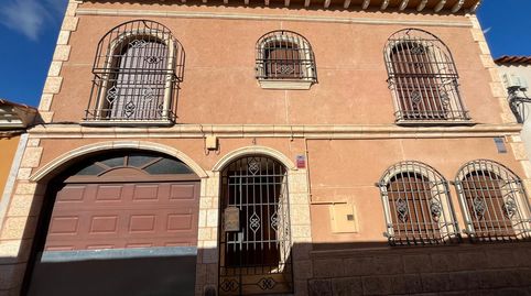 Foto 2 de Casa adosada en venda a Calle de Ernest Lluch, Manzanares, Ciudad Real