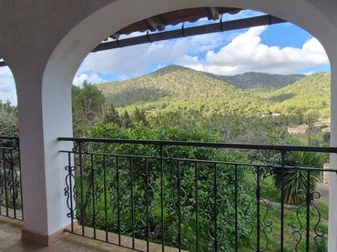 Casa rústica con balcón en venta en Polígono 4 Paraje 41 SA TAULERA