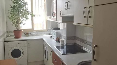 Foto 2 de Piso en venta en Calle Motril, Ciudad Jardín - Tagarete - El Zapillo, Almería Capital