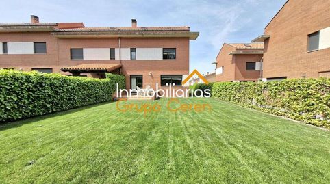 Foto 3 von Einfamilien-Reihenhaus zum Verkauf in Cirueña, La Rioja