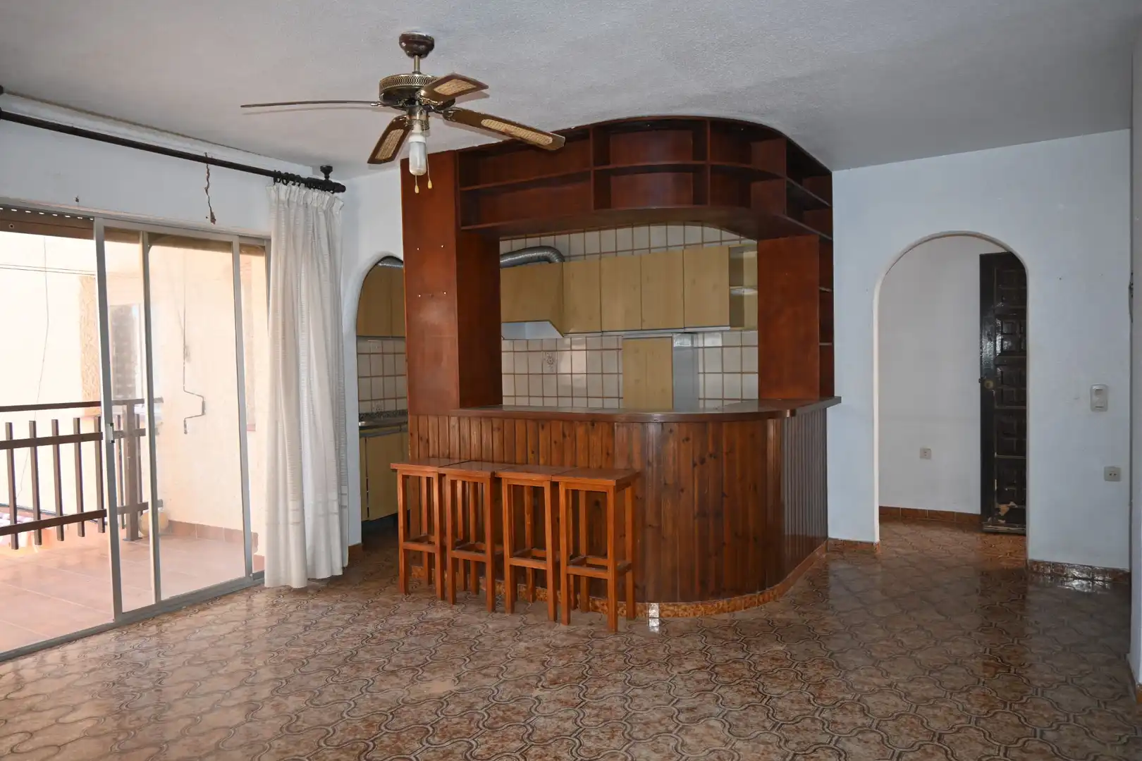 Cuina de Apartament en venda en La Manga del Mar Menor amb Terrassa i Rentadora