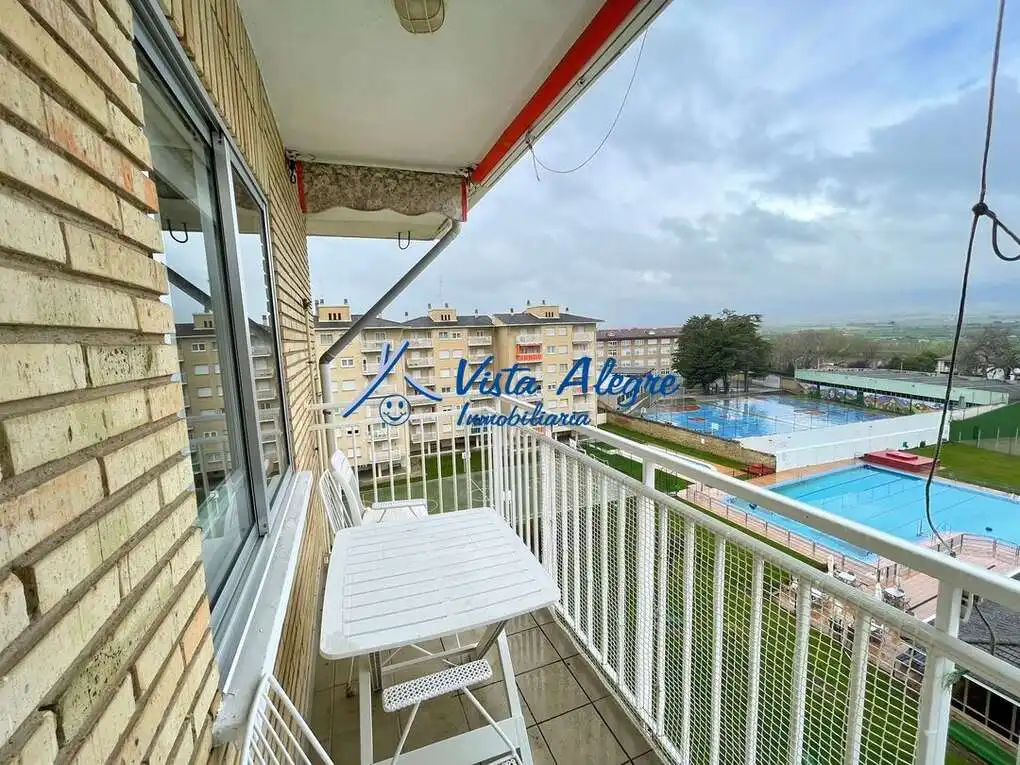 Terraza de Piso de alquiler en Haro con Jardín privado, Terraza y Piscina