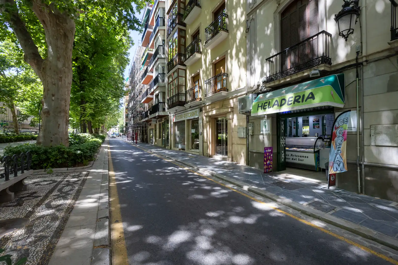 Business premises for transfer in Carrera de la Virgen 17, imagen 3
