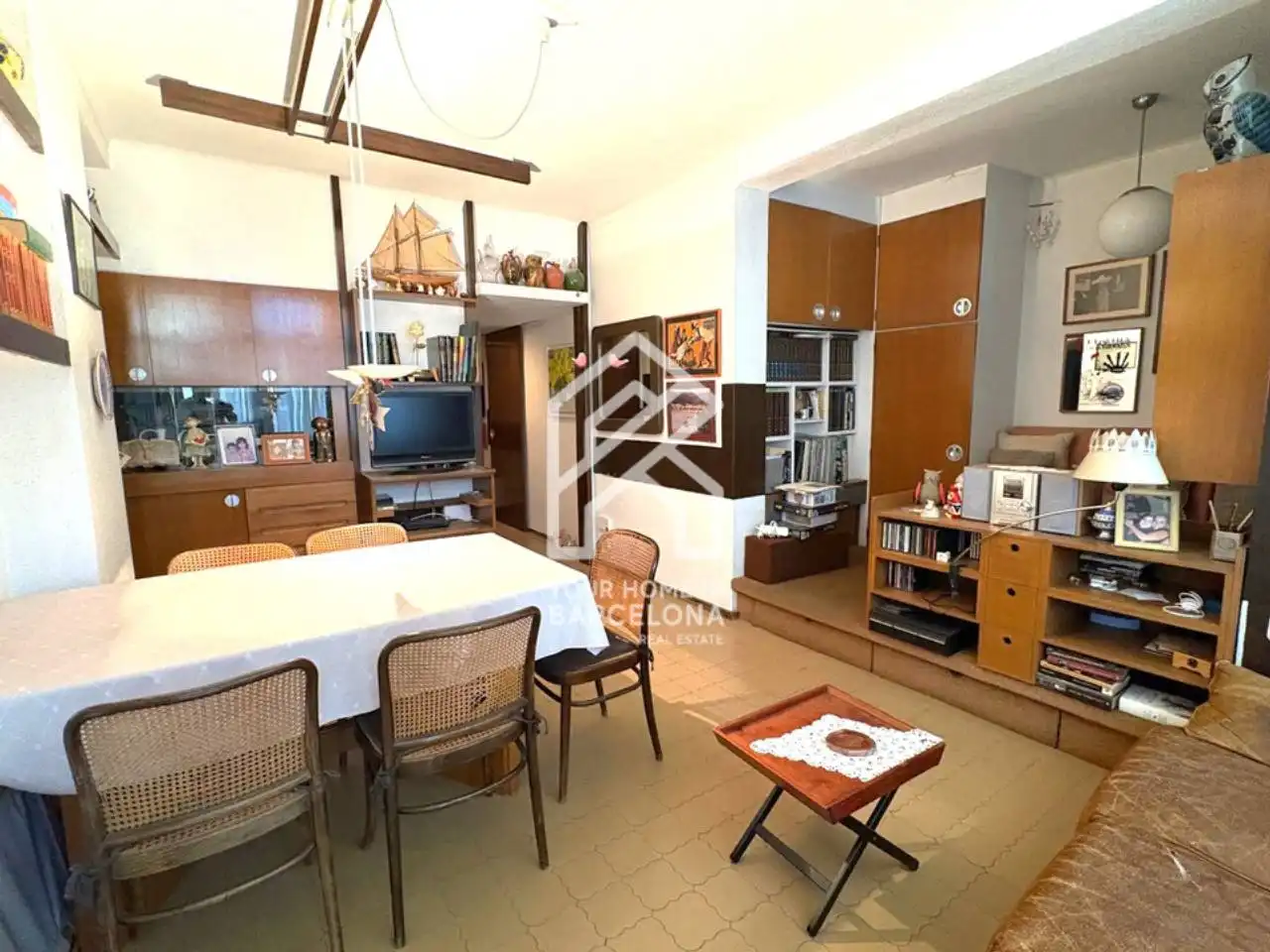 Sala d'estar de Pis en venda en Barcelona amb Balcó