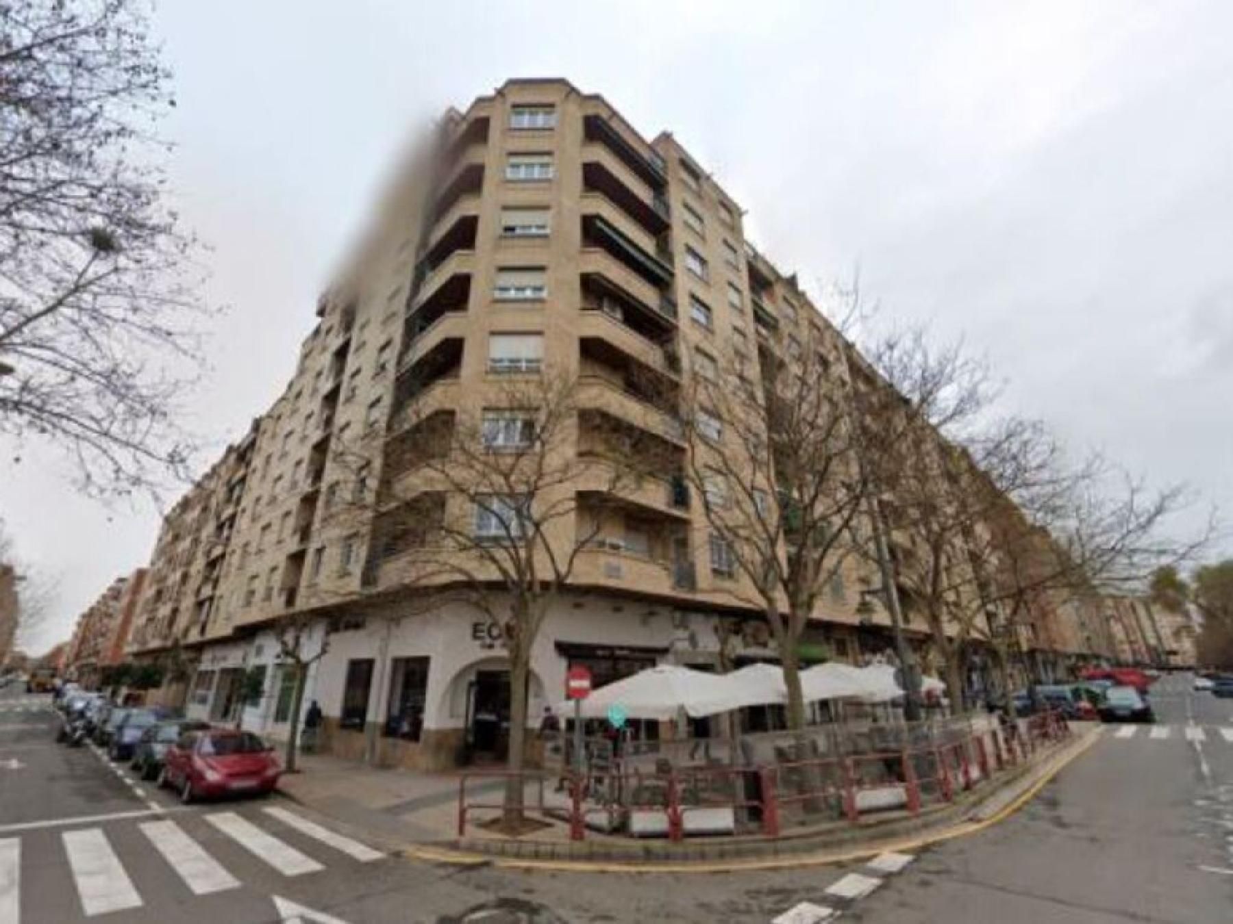 Vista exterior de Pis en venda en  Logroño