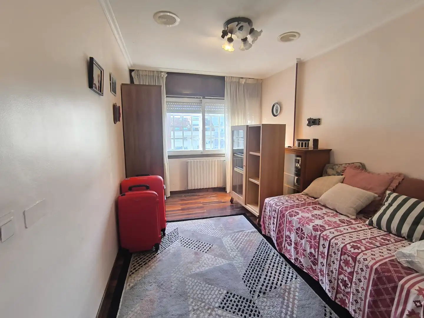 Habitación de Piso en venta en Pontevedra Capital  con Calefacción, Parquet y Trastero