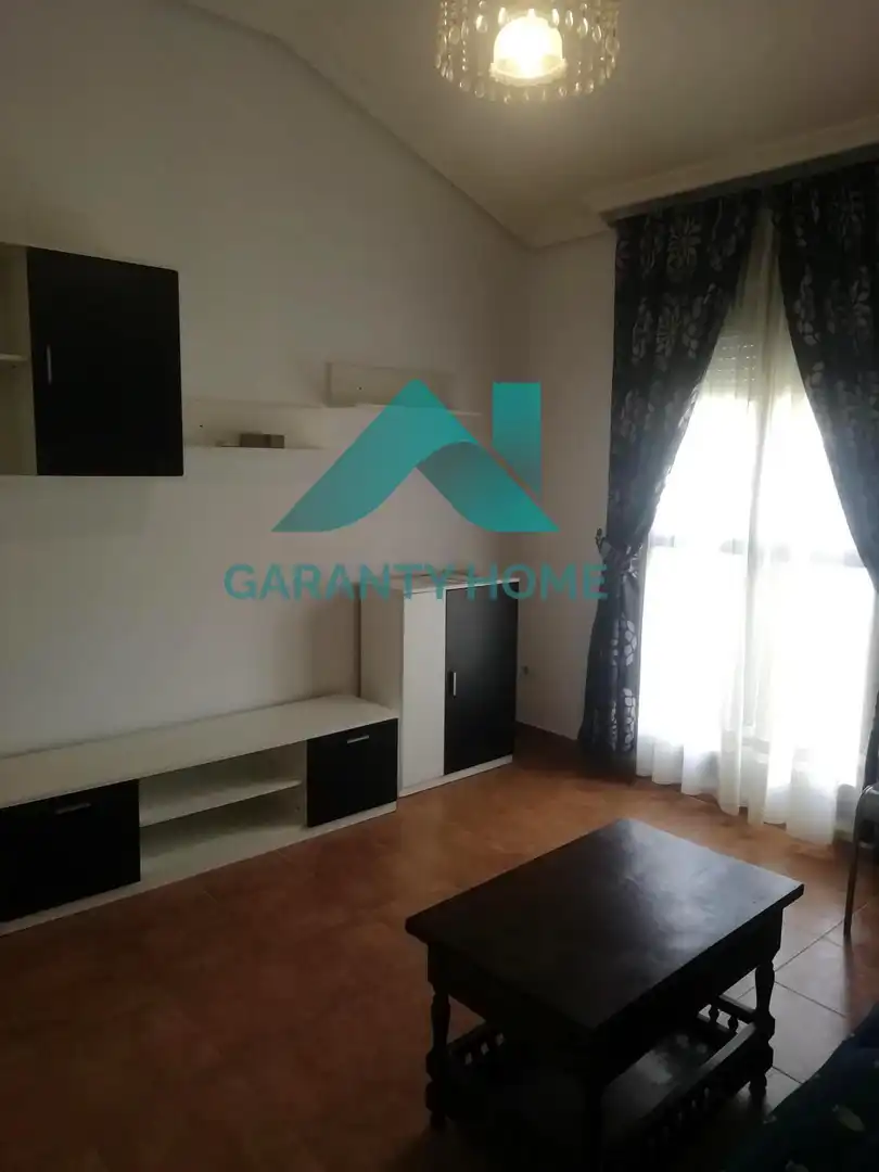 Sala d'estar de Casa o xalet en venda en Cáceres amb Terrassa i Moblat
