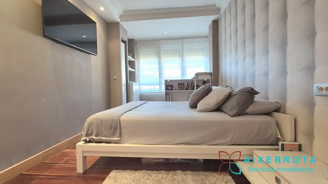 Bedroom of Flat for sale in Getxo   with Heating and Storage room
