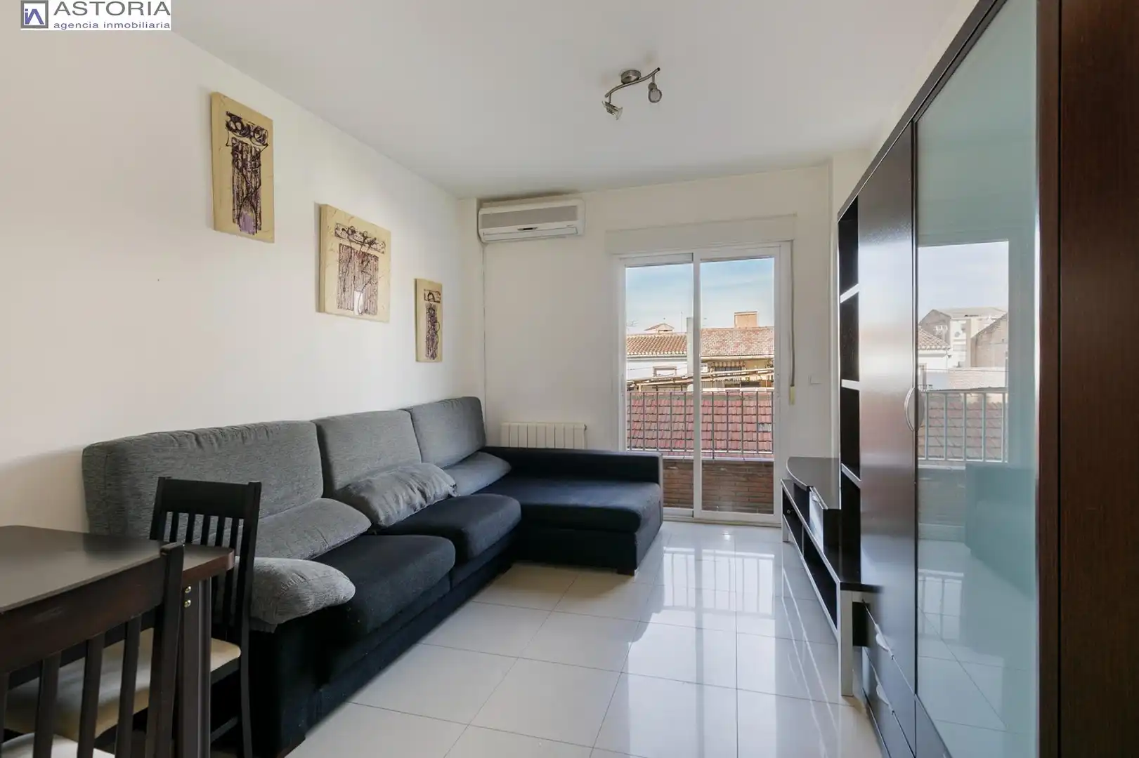 Flat with terrace for sale in Calle de Pamplona 14, imagen 2