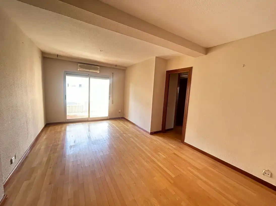 Wohnung zur Miete in Calle San Lamberto, Ventas