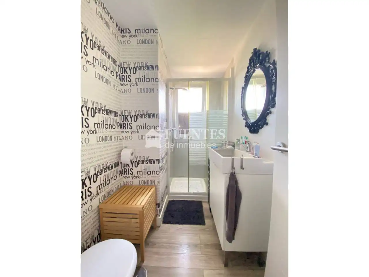 Baño de Piso en venta en Alicante / Alacant con Aire acondicionado, Terraza y Piscina comunitaria