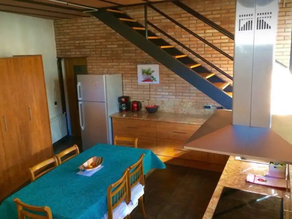 Cocina de Casa o chalet de alquiler en Alàs I Cerc con Jardín privado, Parquet y Terraza