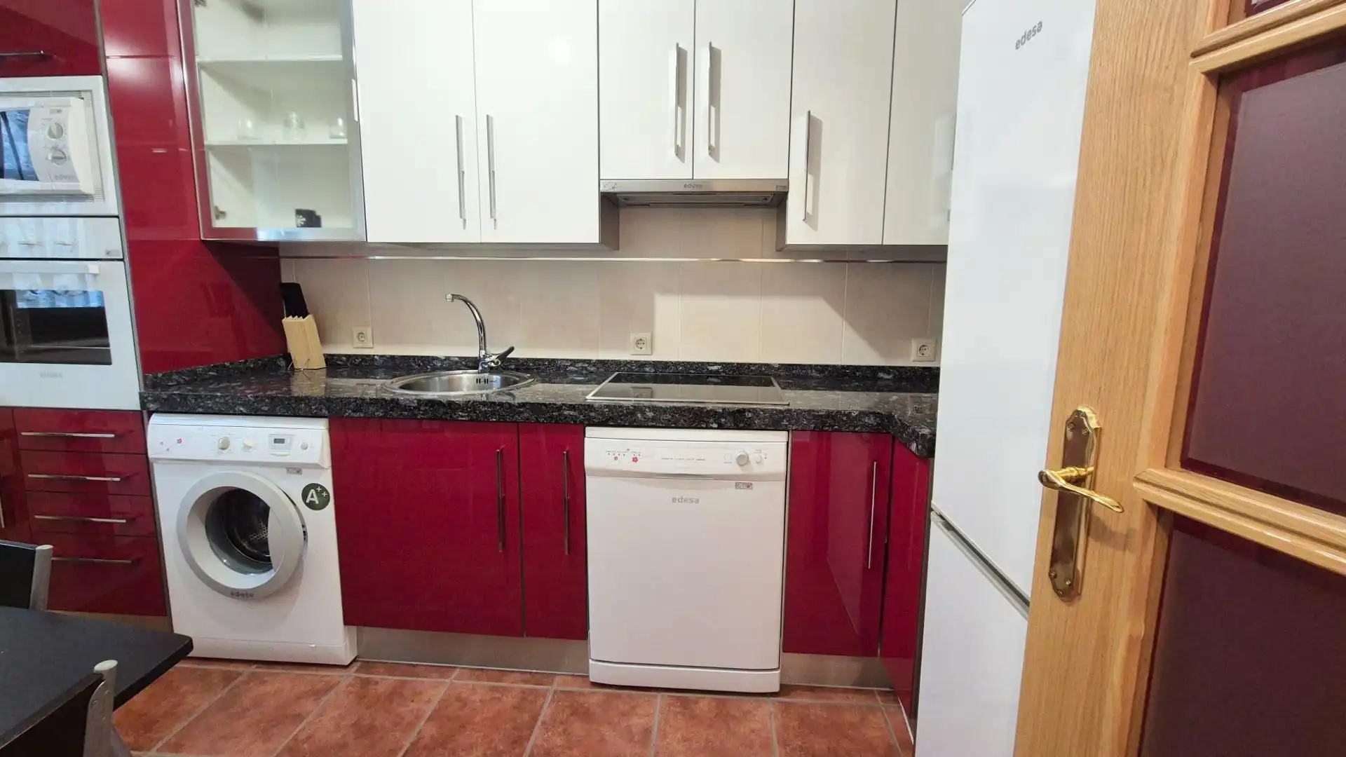 Kitchen of Houses for sale in San Esteban de la Sierra