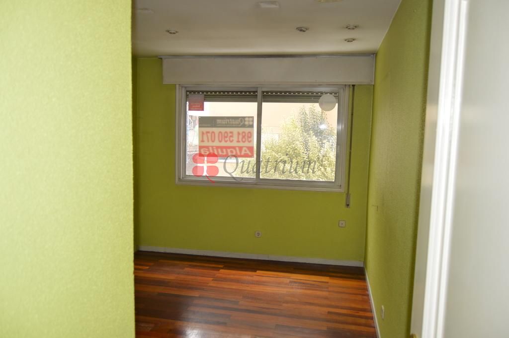 Office to rent in Santiago de Compostela 