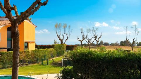 Foto 2 de Casa adosada en venta en Carrer de Les Terres Noves, 4, Bonmont Terres Noves, Mont-roig del Camp