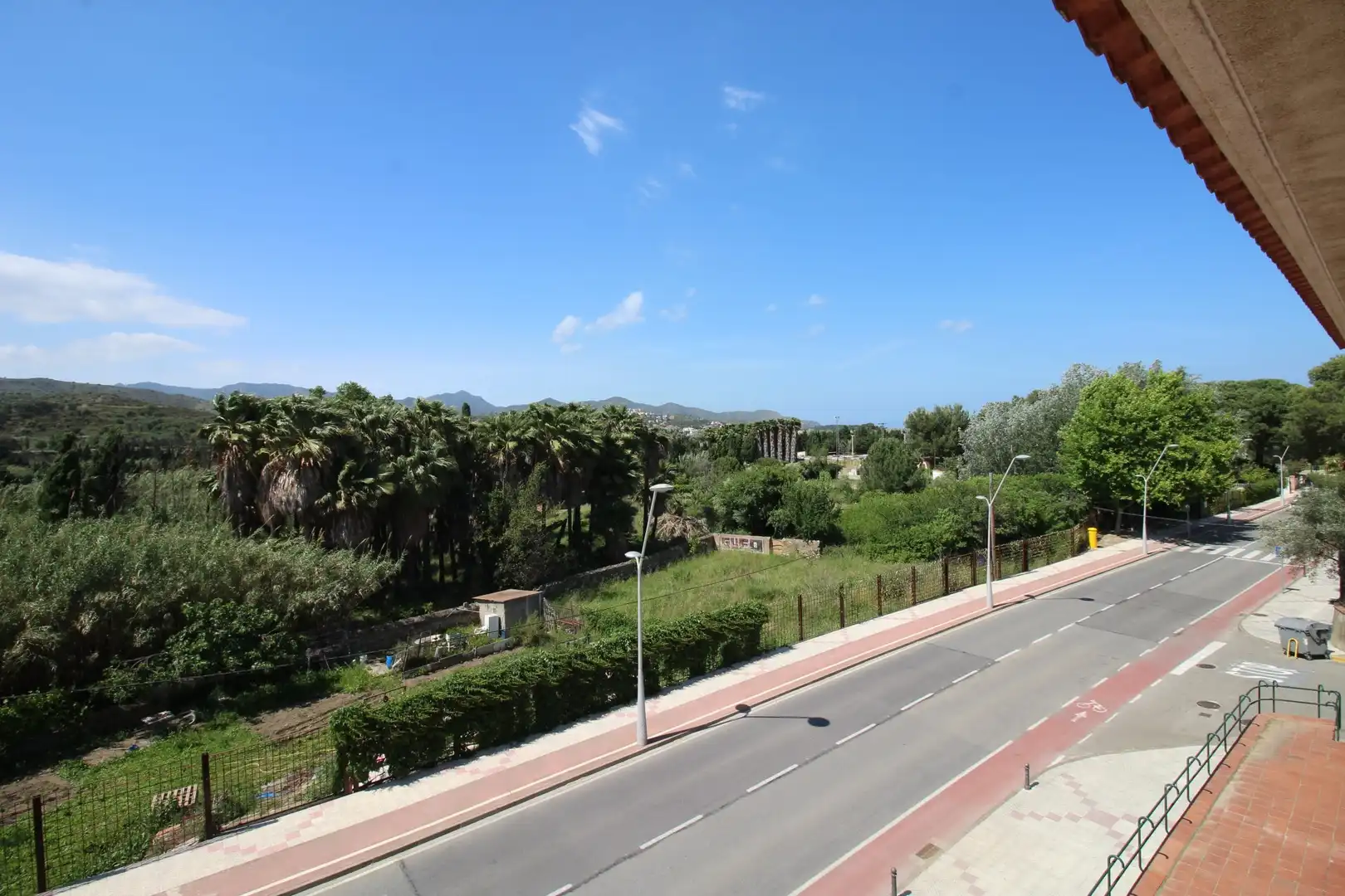 Außenansicht von Wohnung zum Verkauf in Llançà mit Heizung, Terrasse und Schwimmbad