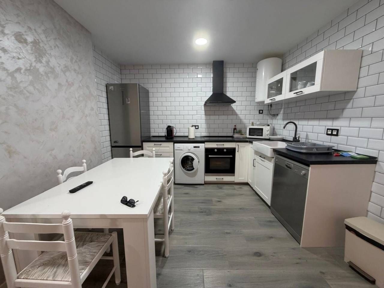 Kitchen of Single-family semi-detached for sale in Madrigueras  with Air Conditioner and Swimming Pool