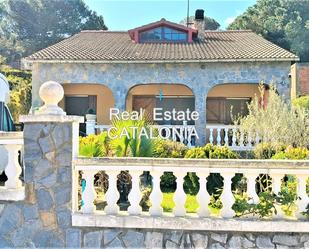 Vista exterior de Casa o xalet en venda en Lloret de Mar amb Aire condicionat, Calefacció i Jardí privat