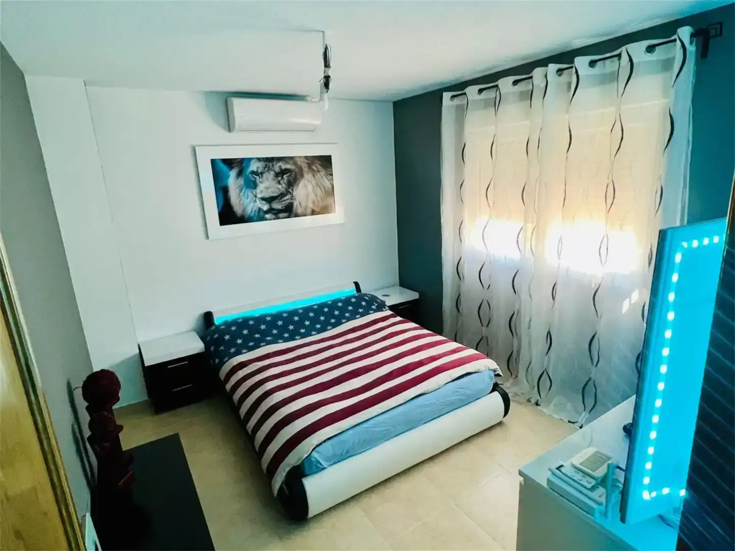 Dormitori de Casa o xalet en venda en Las Ventas de Retamosa amb Aire condicionat, Piscina i Balcó
