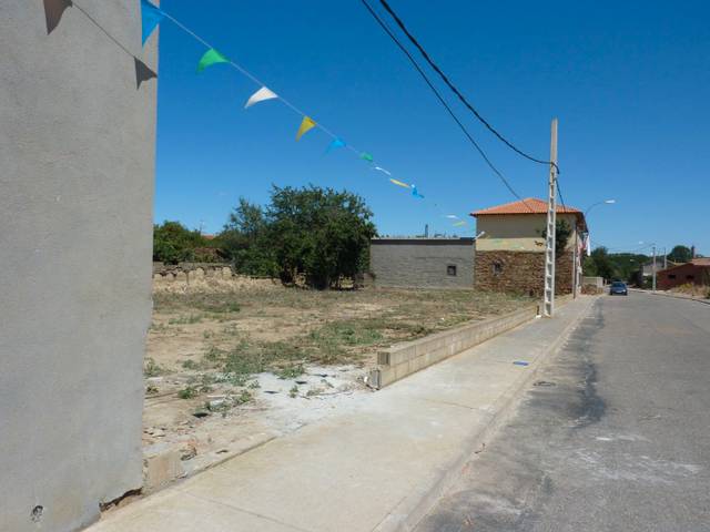 Terreno residencial en Venta en Calle José Antonio, 8 en Villamontán de la Valduerna