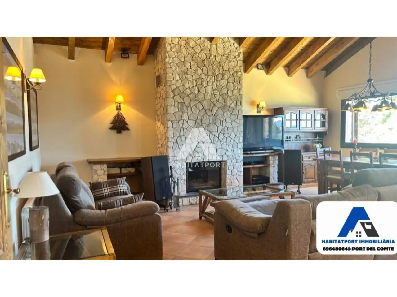 Sala de estar de Casa o chalet en venta en La Coma i la Pedra con Calefacción, Jardín privado y Parquet